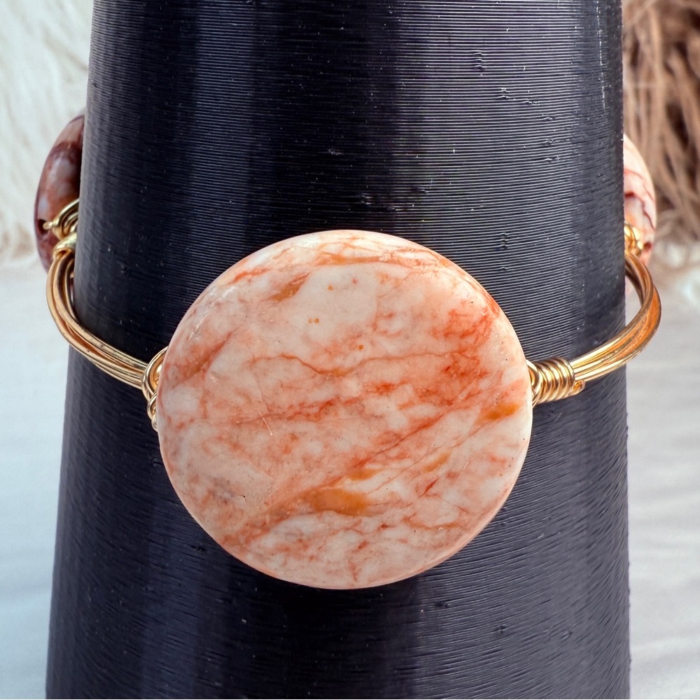 Wired wrapped goldtone, three stone bangle bracelet - Picture 13 of 14